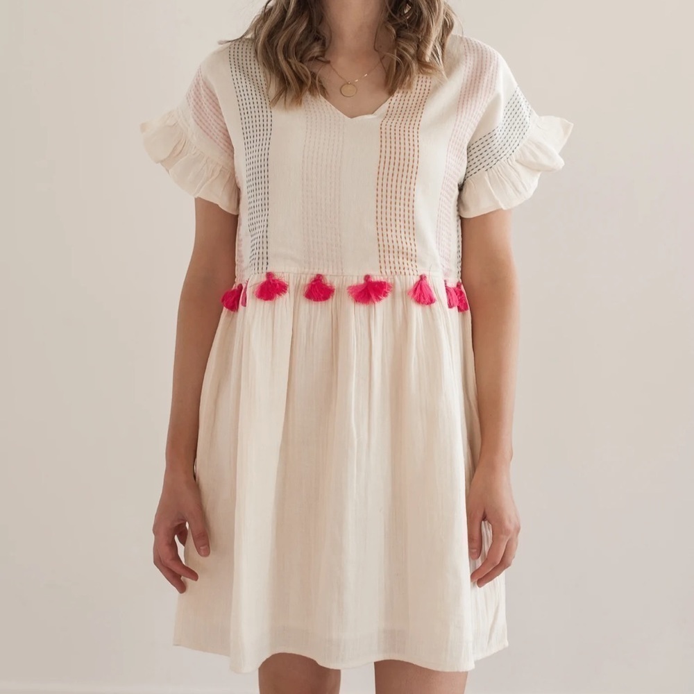 ! THML Beige White Tassel Dress